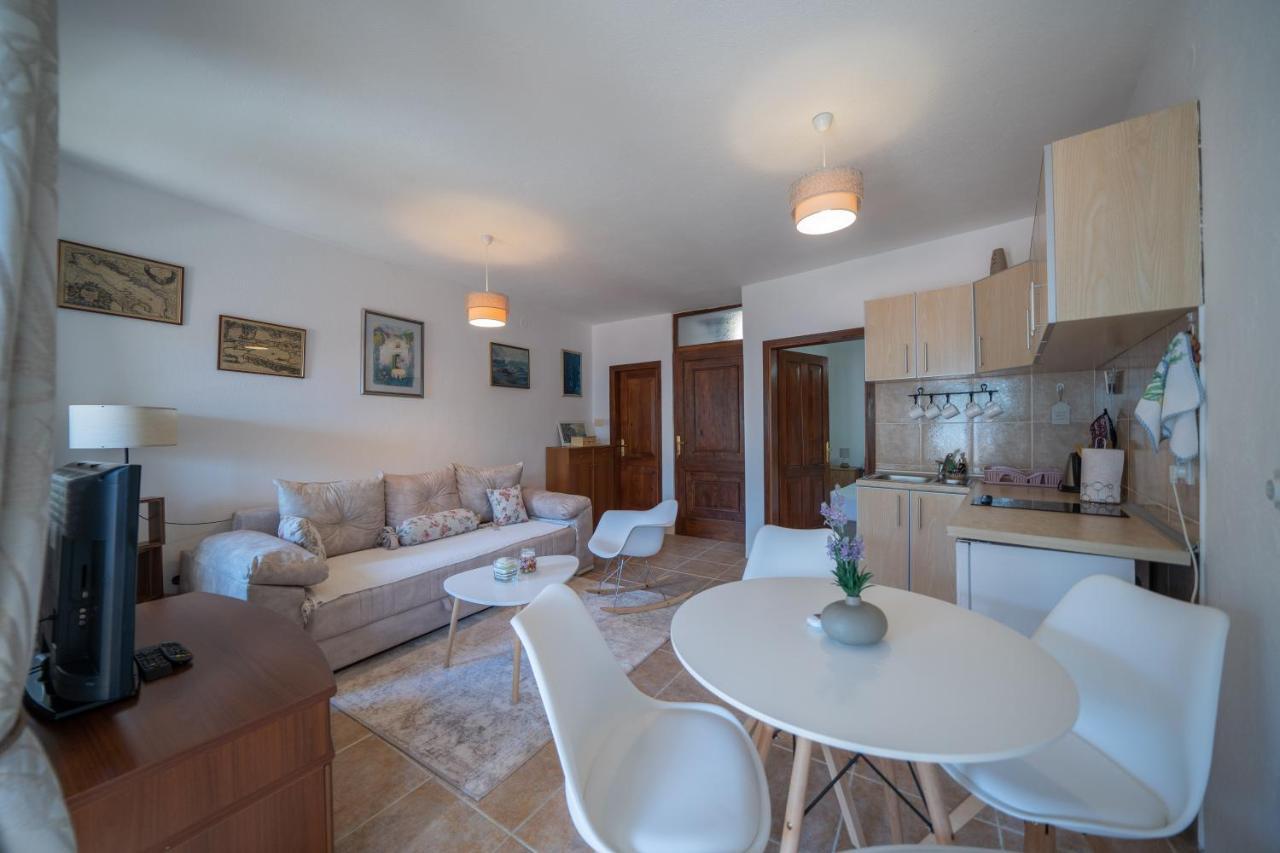 Apartments Franovic Perast Zewnętrze zdjęcie