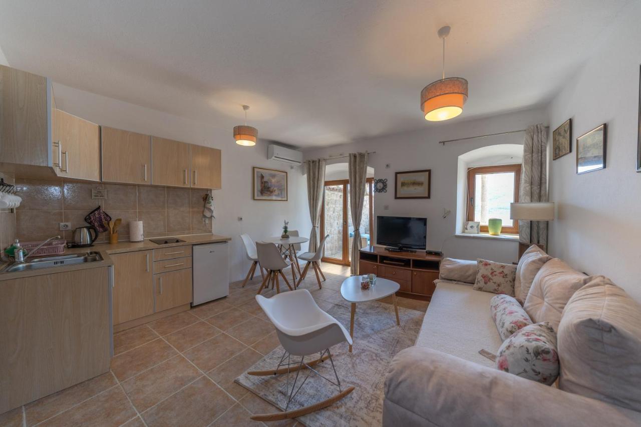 Apartments Franovic Perast Zewnętrze zdjęcie